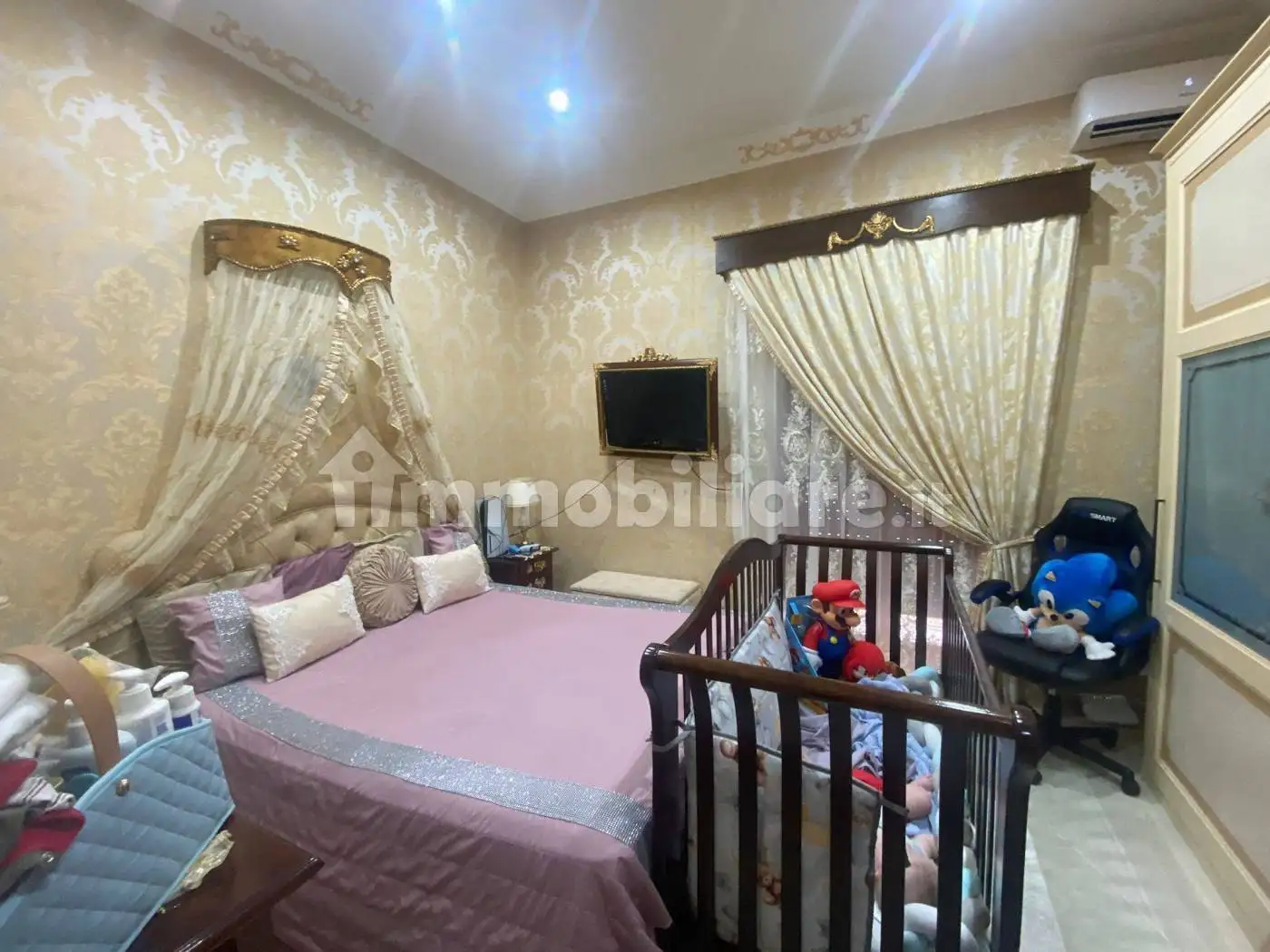 Appartamento in vendita a Napoli