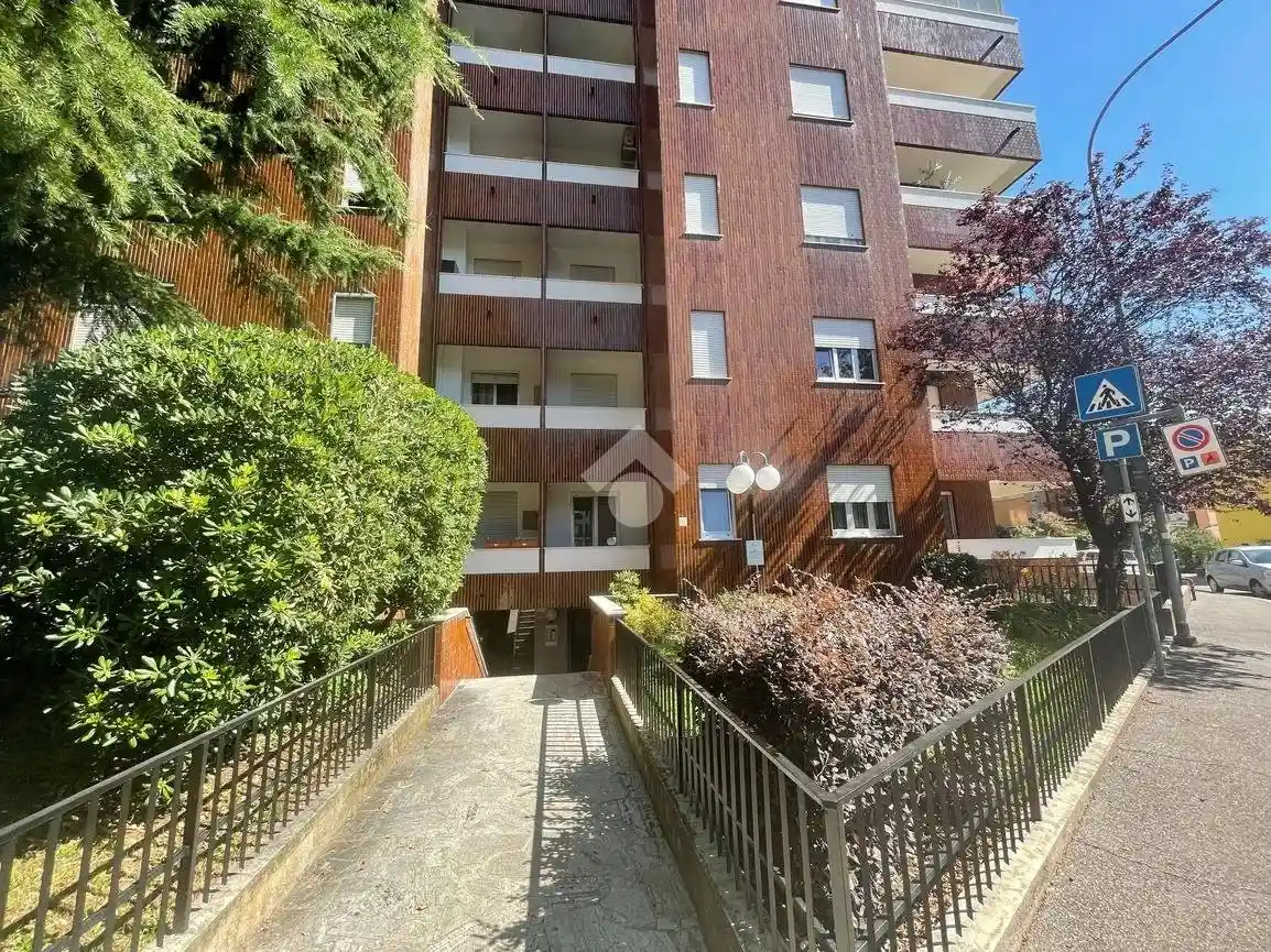 Appartamento in vendita a Saronno