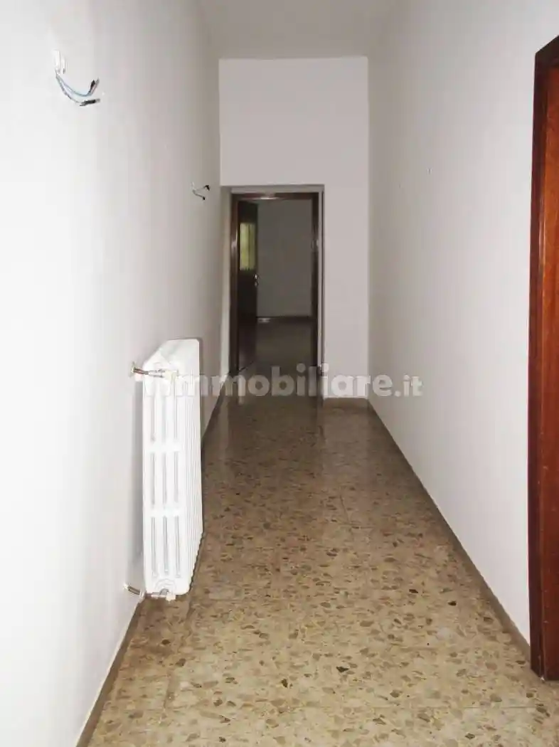 Appartamento via Albano Laziale, Le Fontanelle, Prato - foto 5