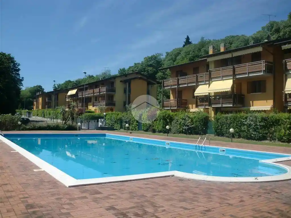 Appartamento in affitto a Desenzano del Garda