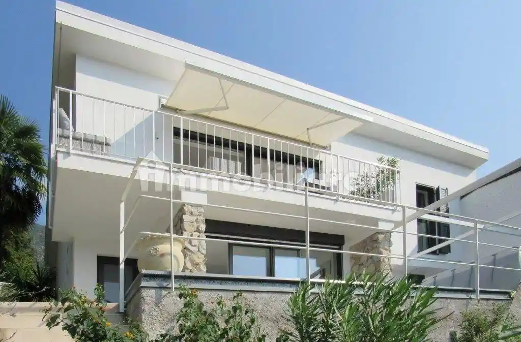 Villa in vendita a Malcesine