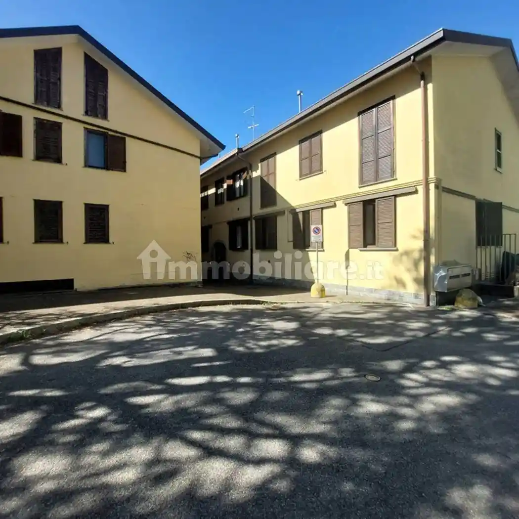 Appartamento in affitto a Villa Cortese