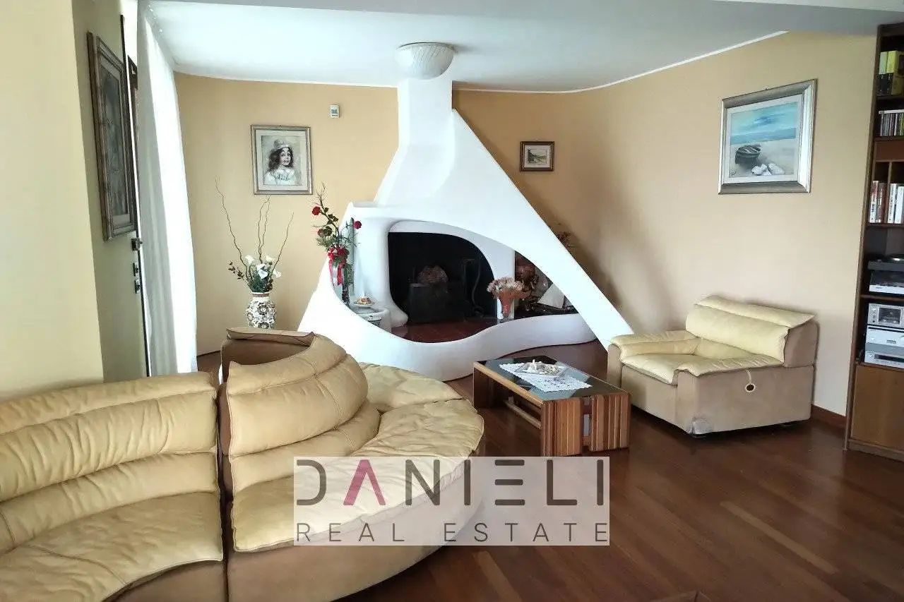 Casa indipendente in vendita a Brogliano