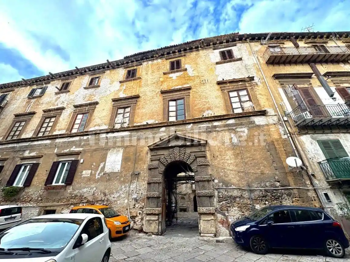 Appartamento in vendita a Palermo