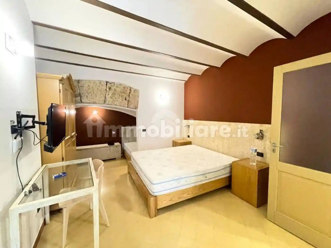 Palazzo - Edificio in vendita a Palermo