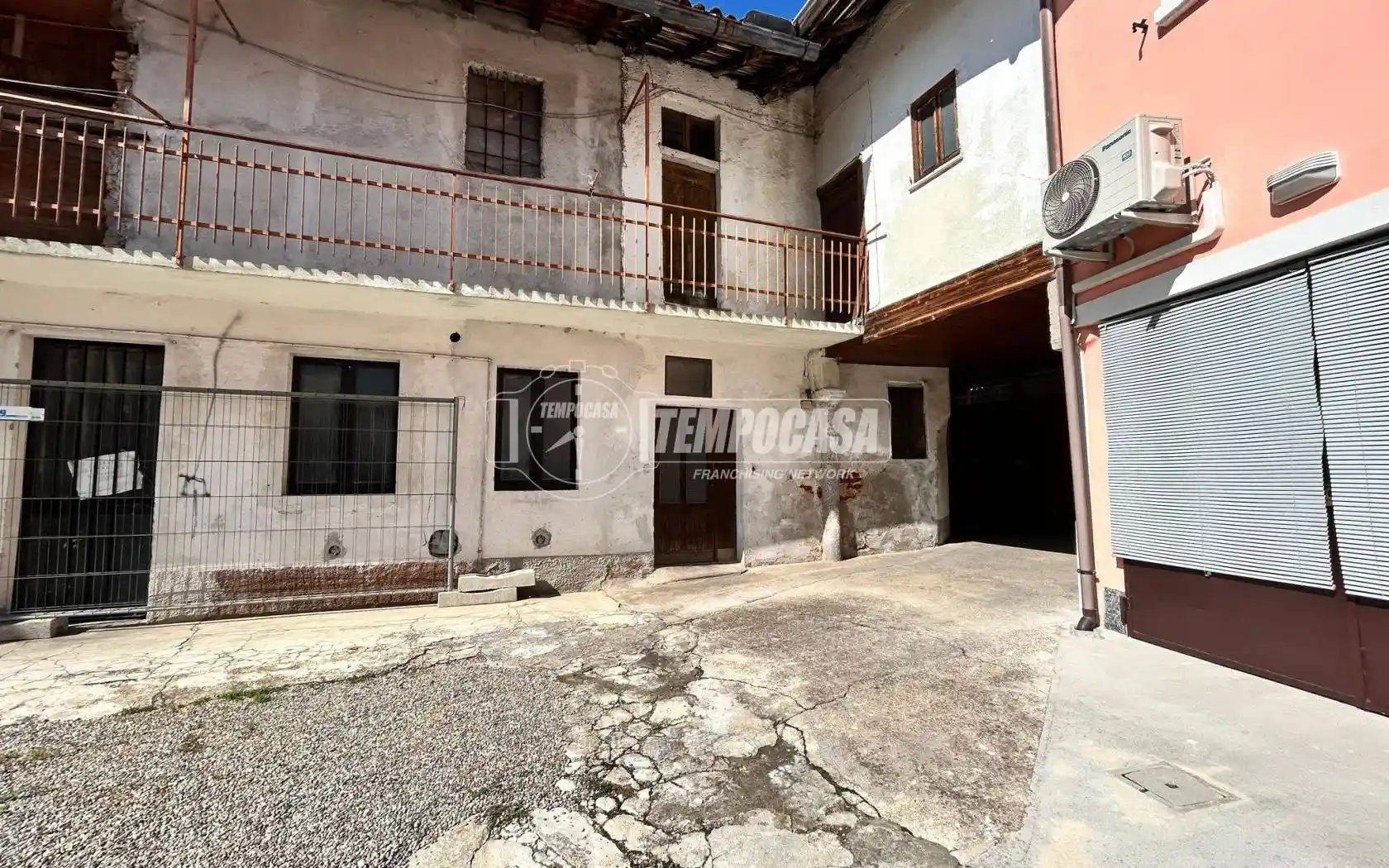 Casa indipendente in vendita a Buscate