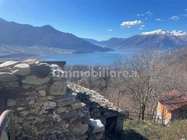 Rustico - Casale in vendita a Sorico