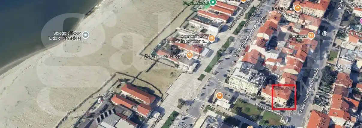 Palazzo - Edificio in vendita a Camaiore