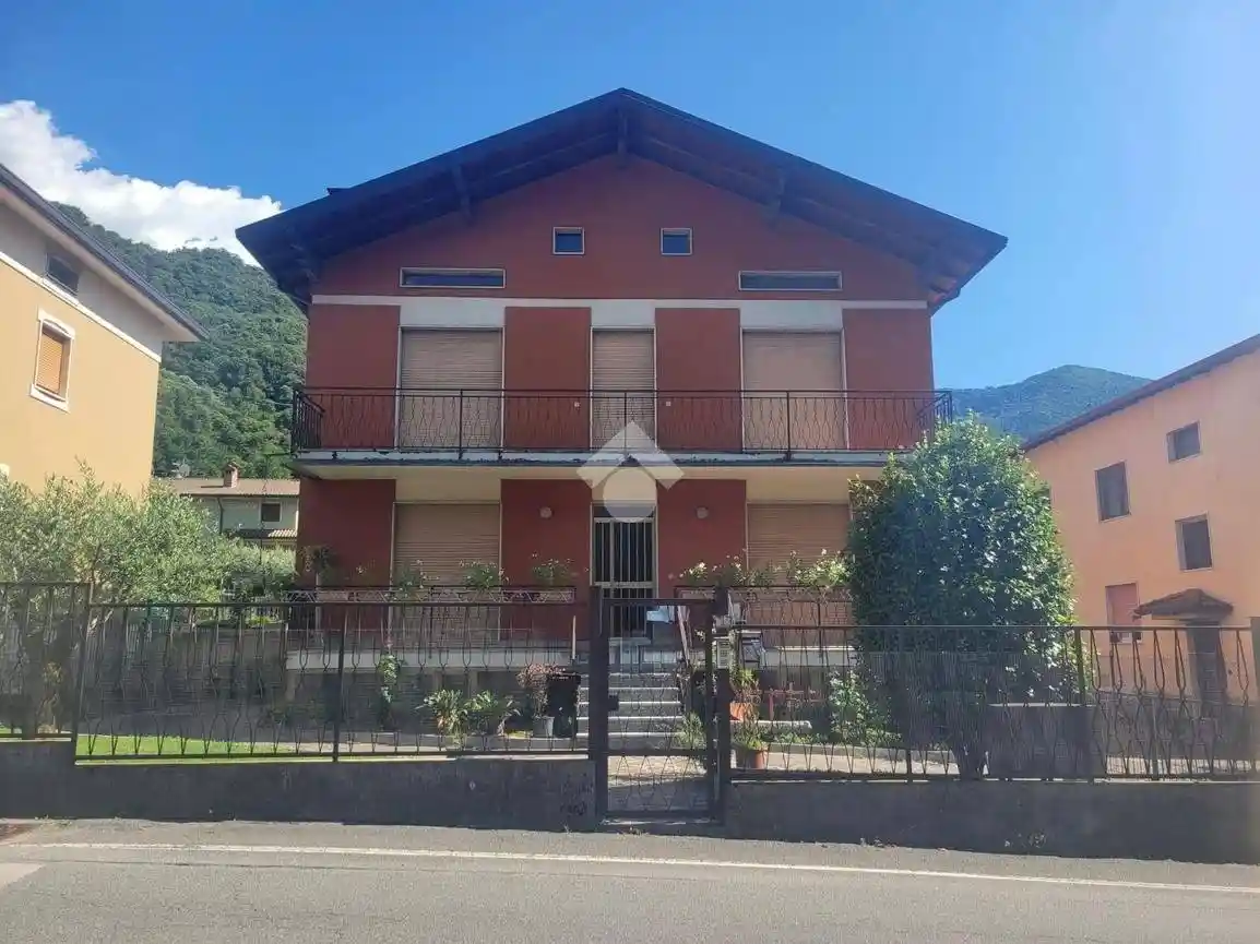 Casa indipendente in vendita a Pian Camuno