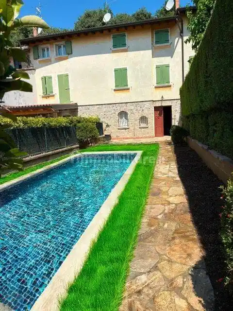 Villetta a schiera in vendita a Peschiera del Garda