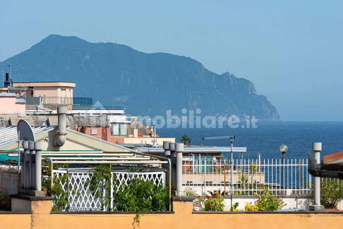 Appartamento in affitto a Genova