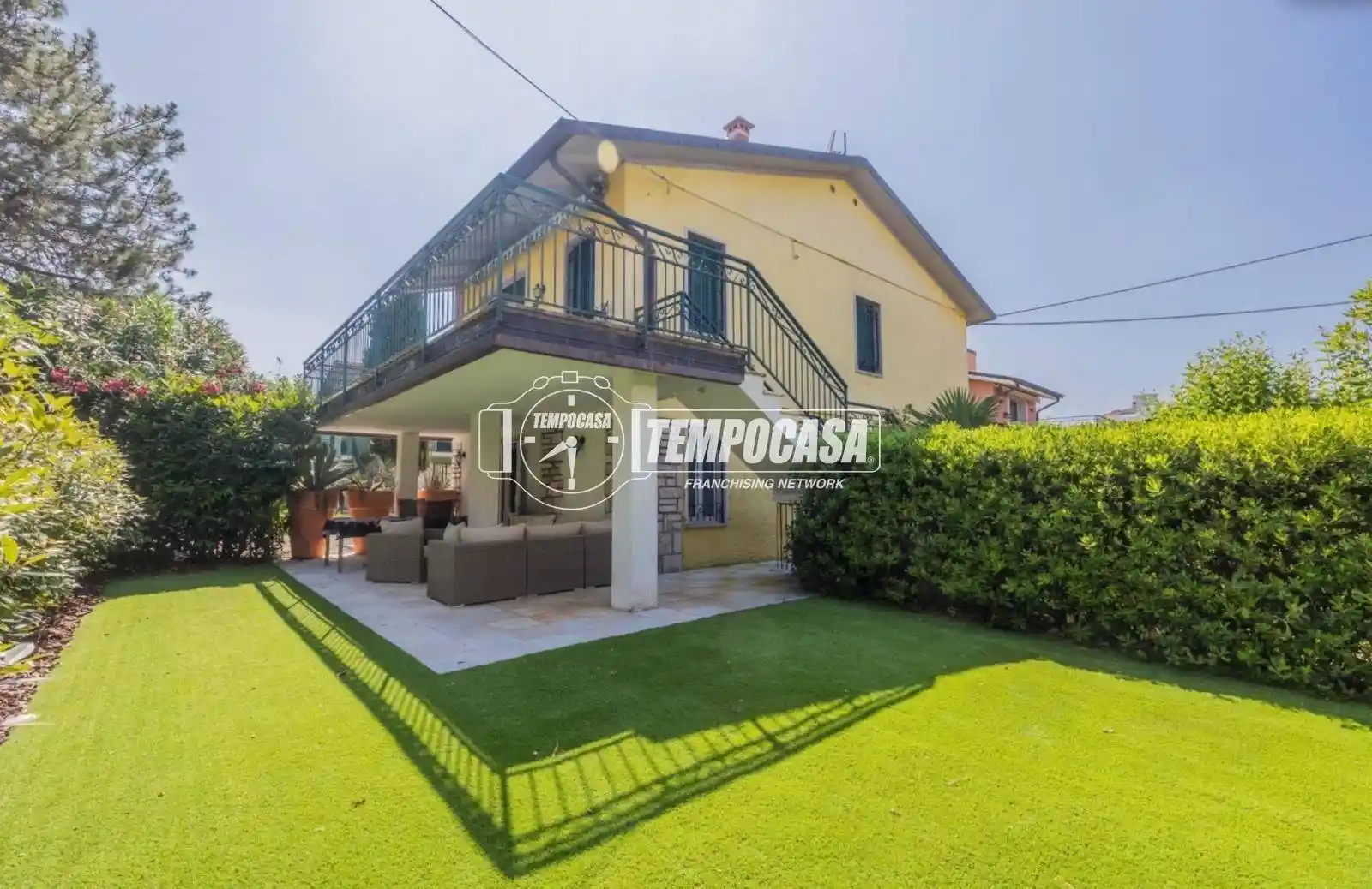 Villa in vendita a Desenzano del Garda