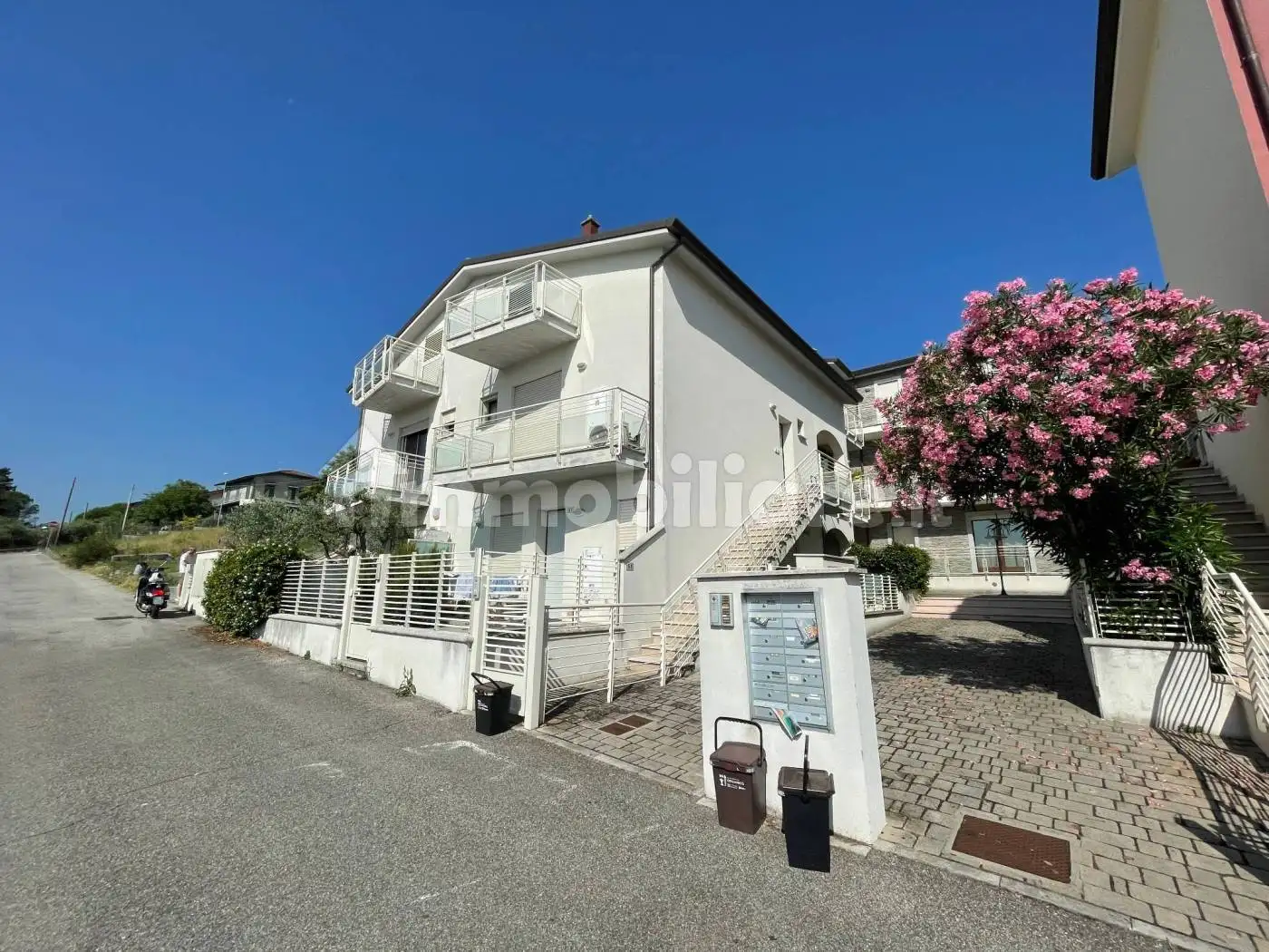 Appartamento in vendita a Borghi