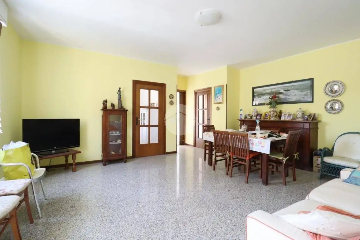 Appartamento in vendita a Notaresco