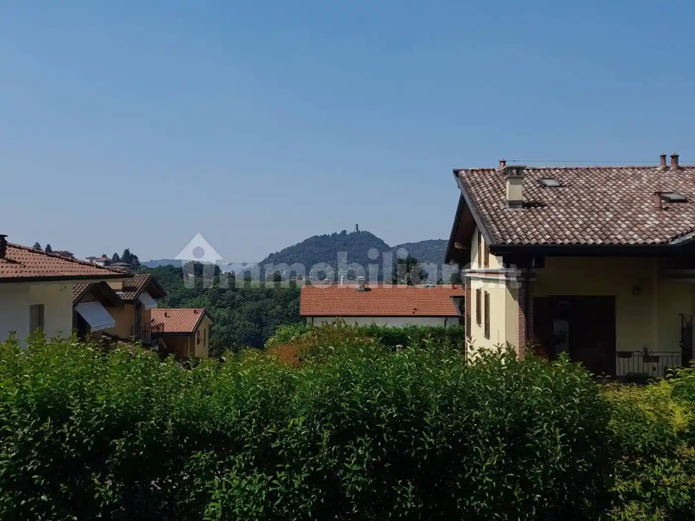 Trilocale via Stefano Ticozzi, Camnago Volta, Como - foto 3