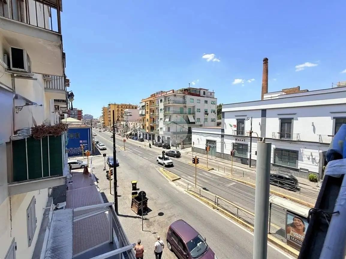 Appartamento in vendita a Napoli
