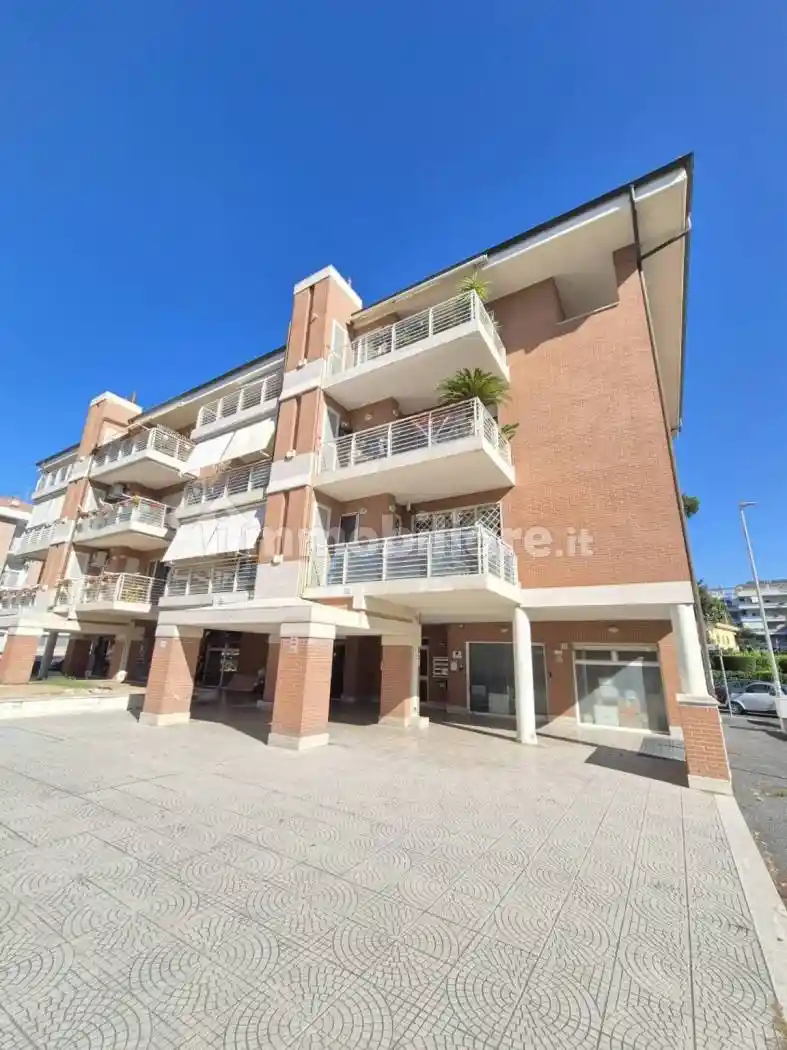 Appartamento in vendita a Fiumicino