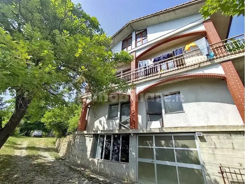 Terratetto unifamiliare 270 m², buono stato, Castellino Tanaro - foto 3