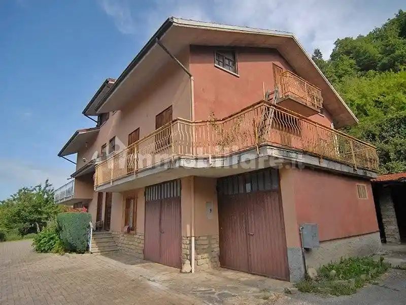 Terratetto unifamiliare 231 m², da ristrutturare, San Benedetto Belbo - foto 2