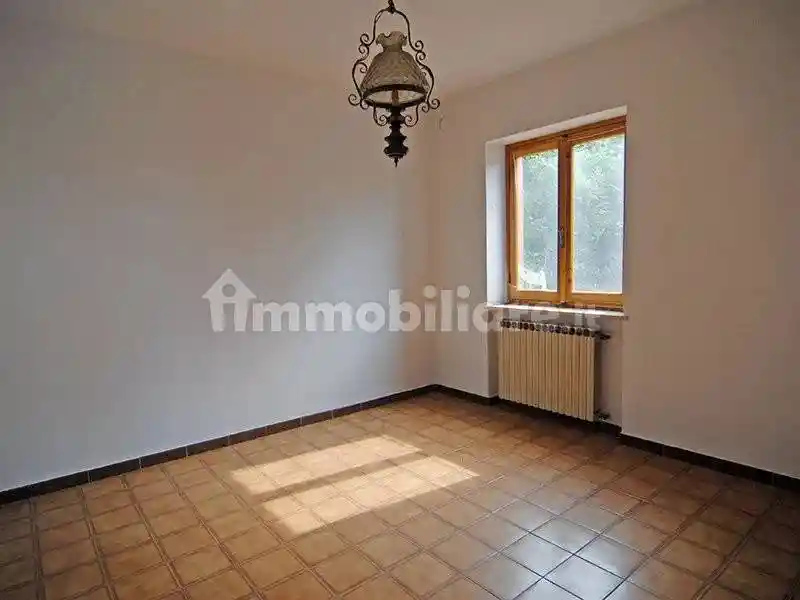 Terratetto unifamiliare 231 m², da ristrutturare, San Benedetto Belbo - foto 4