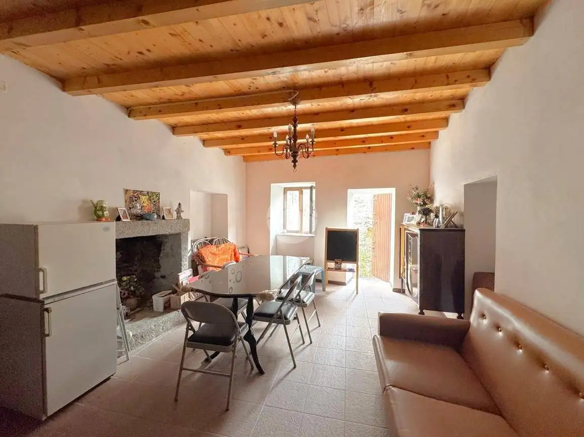 Casa indipendente in vendita a Bienno