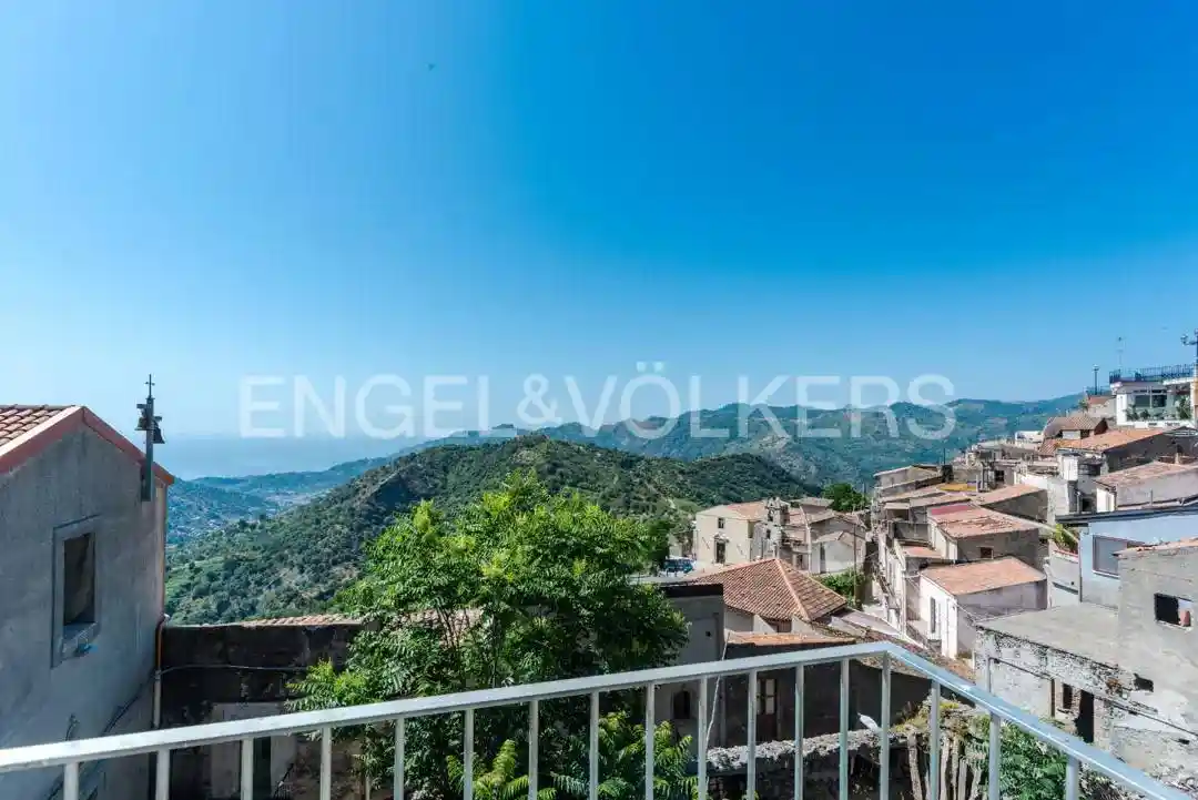 Terratetto unifamiliare via Alfredo Catalani, Centro, Casalvecchio Siculo - foto 2