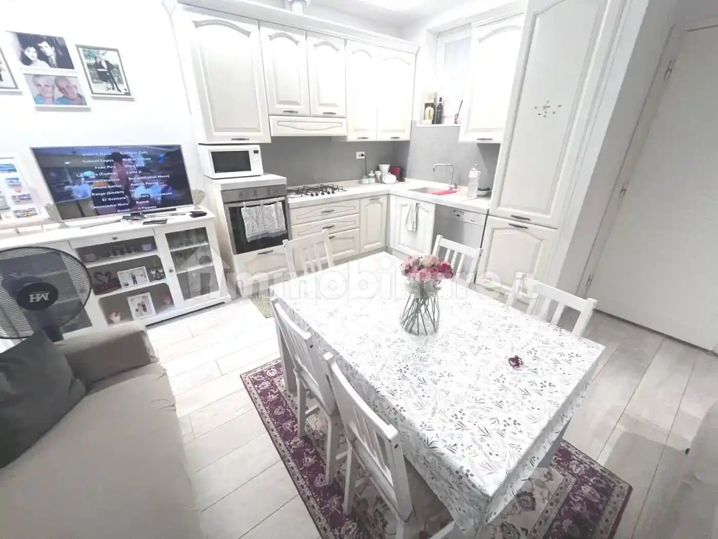 Quadrilocale via delle Gardenie 21, San Giusto, Prato - foto 2