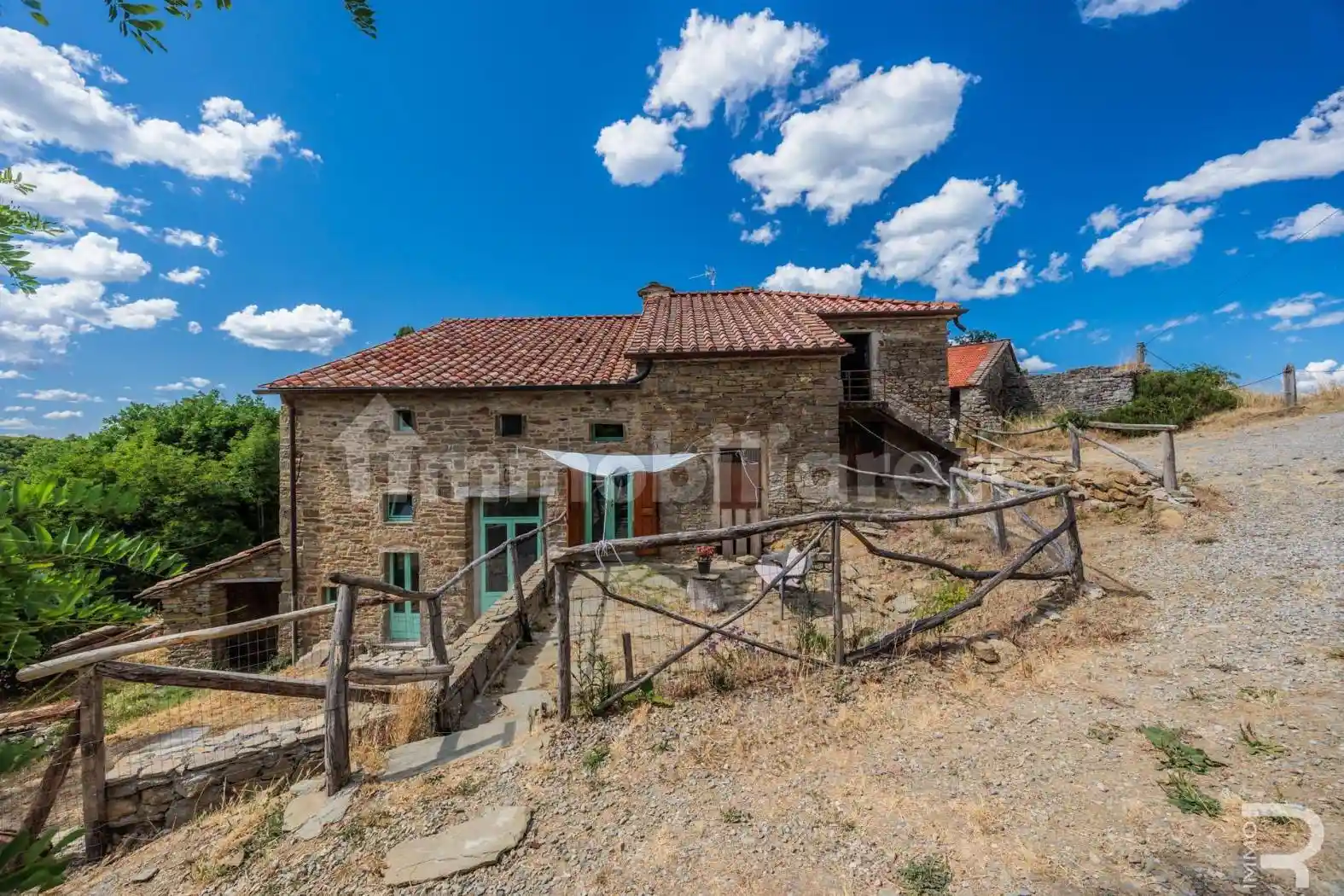 Rustico - Casale in vendita a Cortona