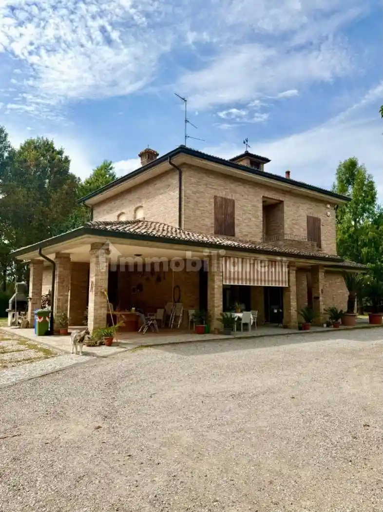 Villa in vendita a Cavezzo
