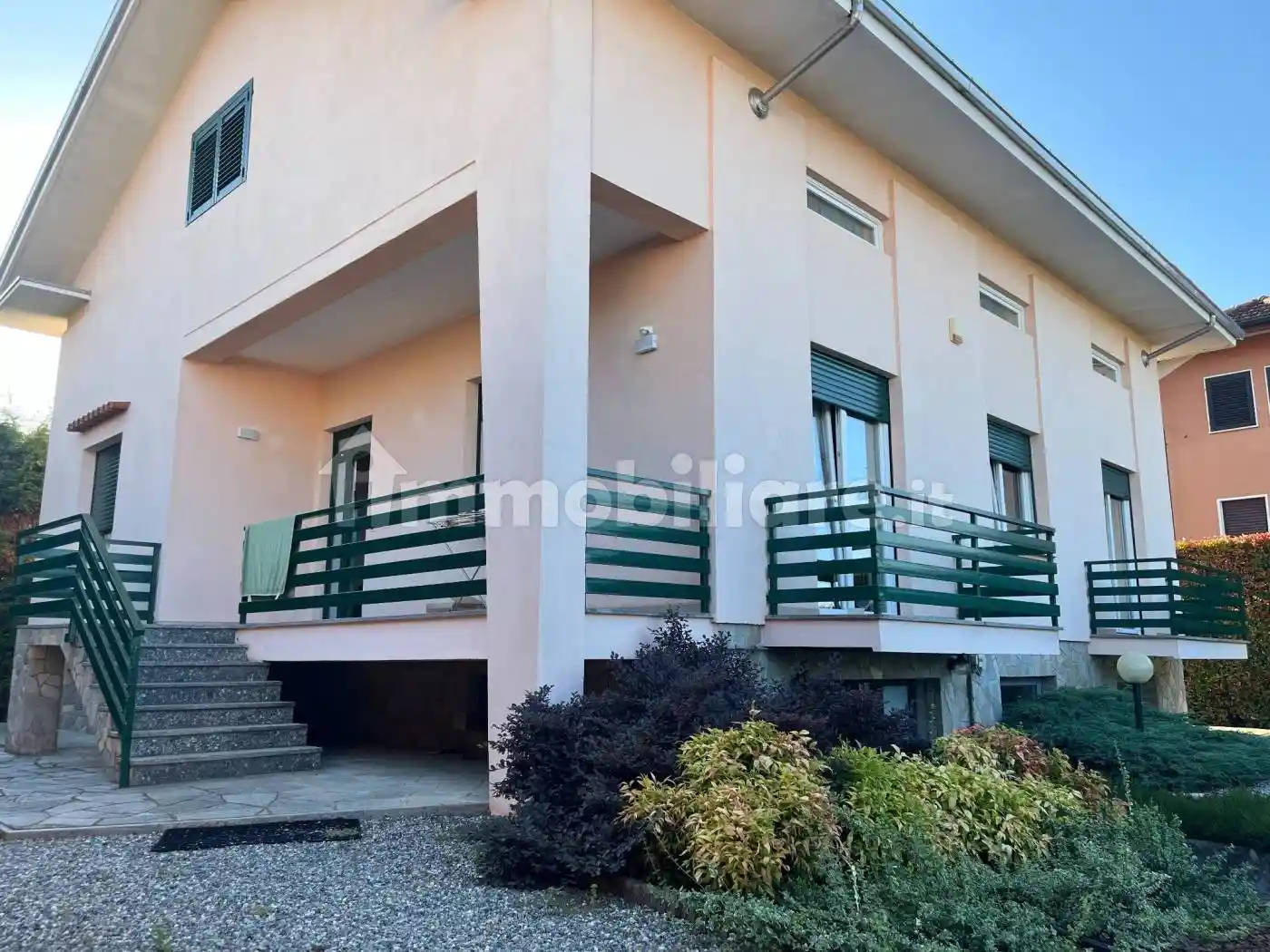 Villa in vendita a Vigliano Biellese