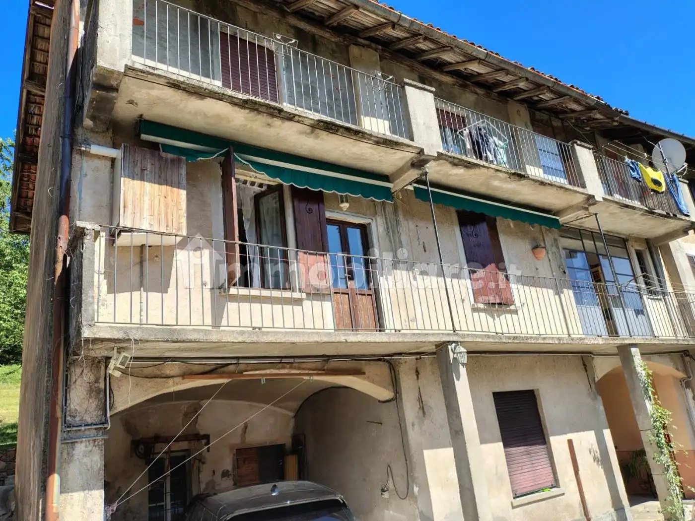 Casa indipendente in vendita a Varese