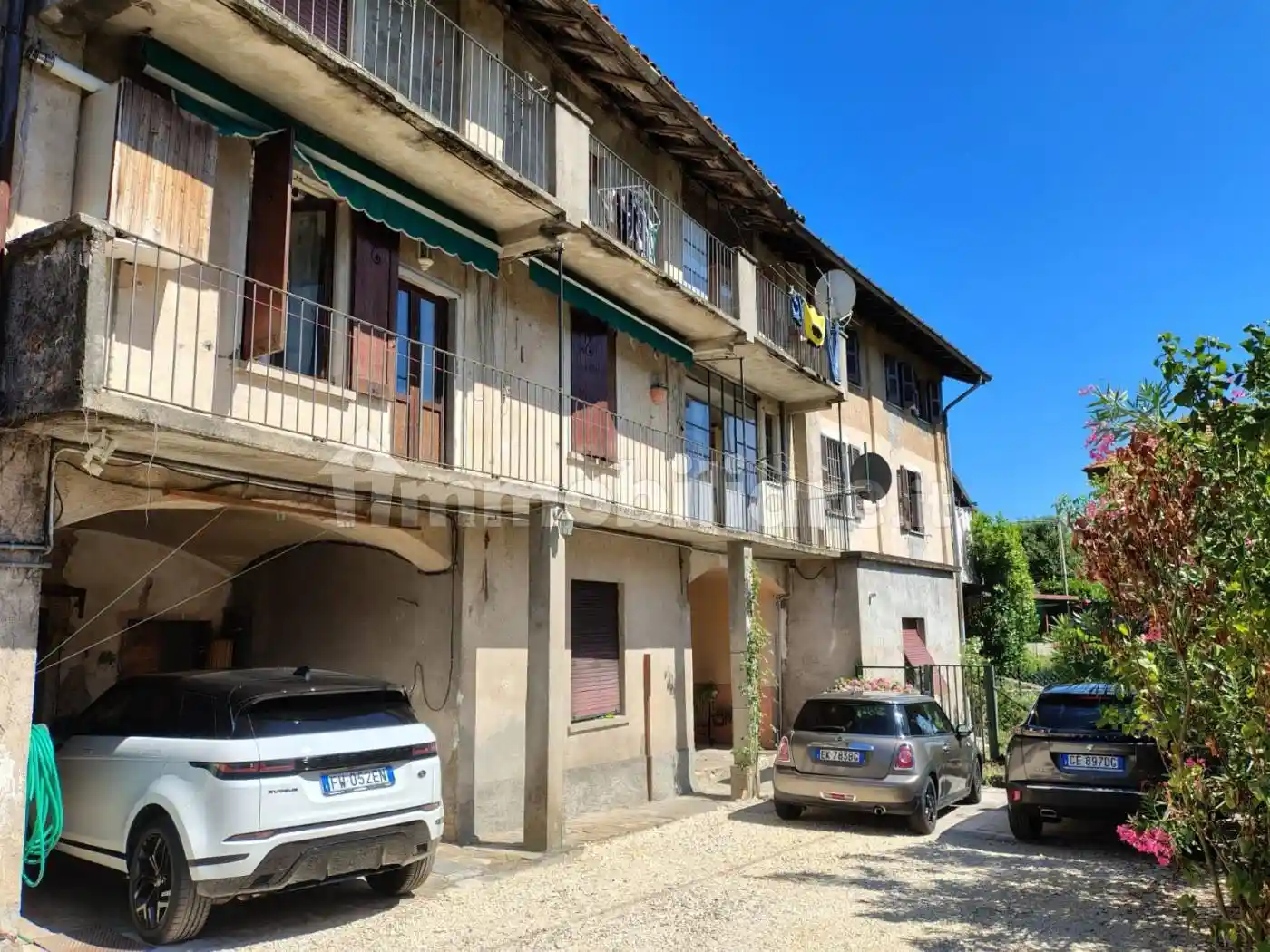 Terratetto plurifamiliare via Pei Monti 41, Santa Maria del Monte, Varese - foto 2