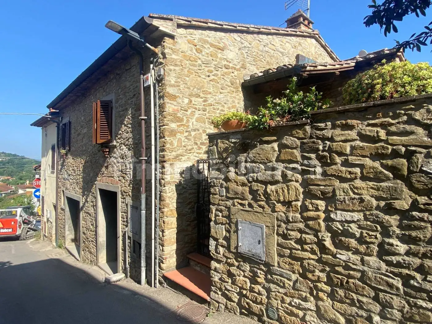 Casa indipendente in vendita a Arezzo