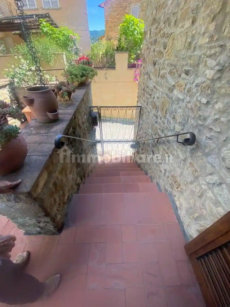 Terratetto unifamiliare 153 m², ottimo stato, La Pace - Staggiano, Arezzo - foto 3