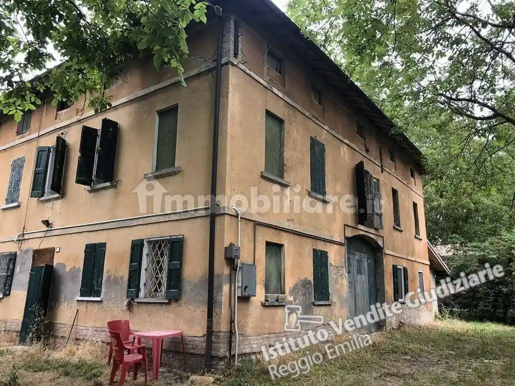 Appartamento in vendita a Correggio