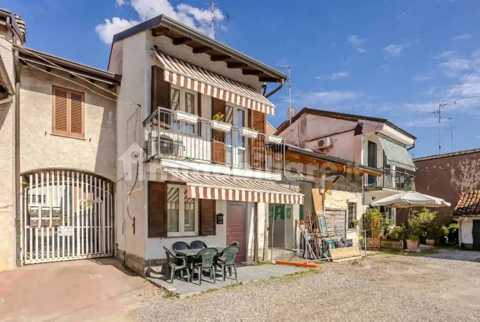 Appartamento in vendita a Arese