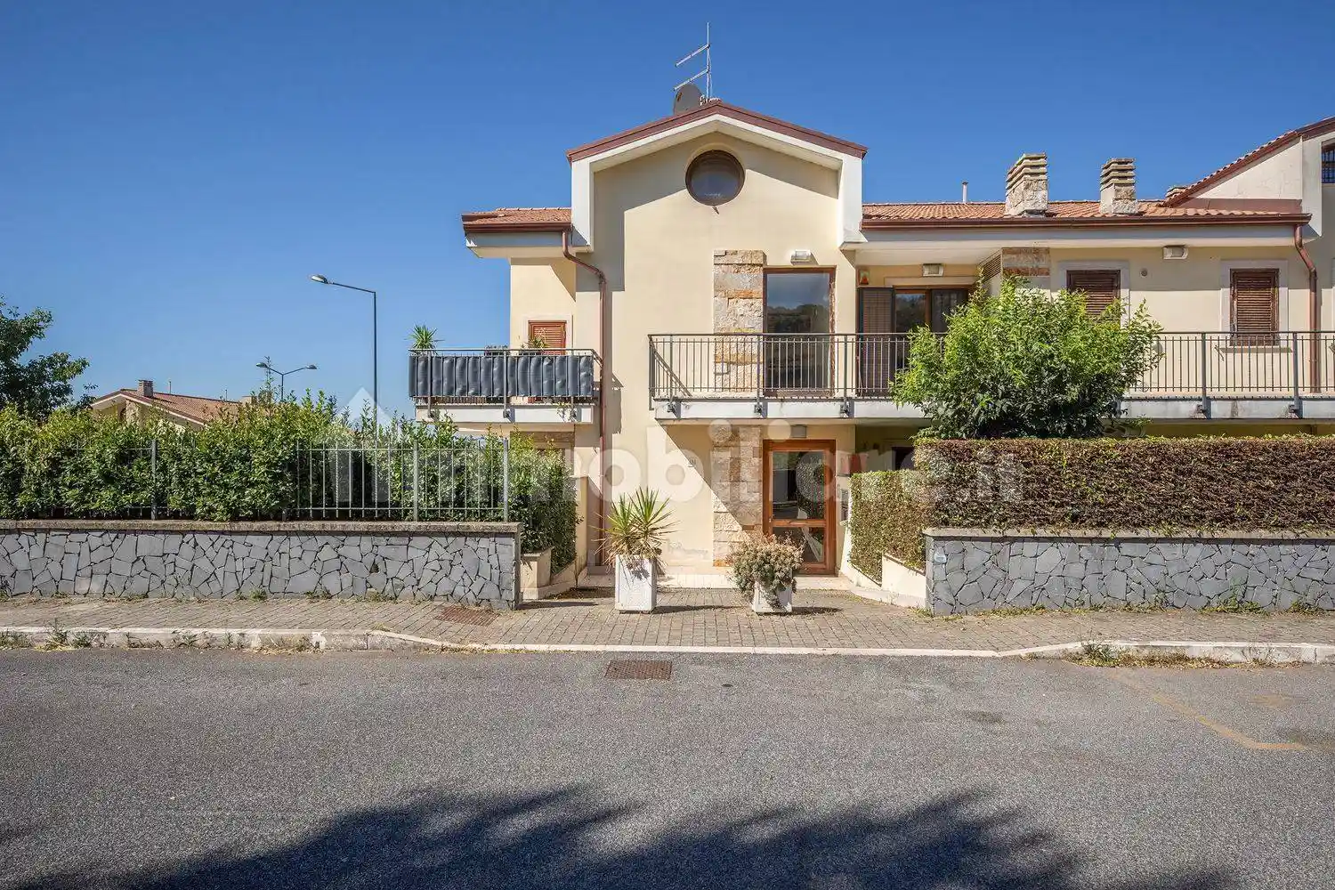 Trilocale via di Rocca di Papa 4, Tuscolana, Grottaferrata - foto 2