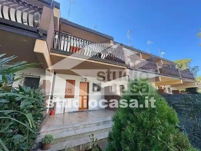 Villetta a schiera - foto 2