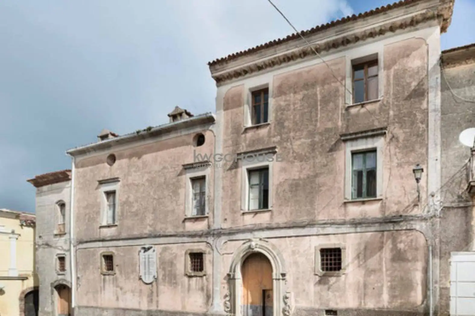 Palazzo - Edificio in vendita a Laureana Cilento