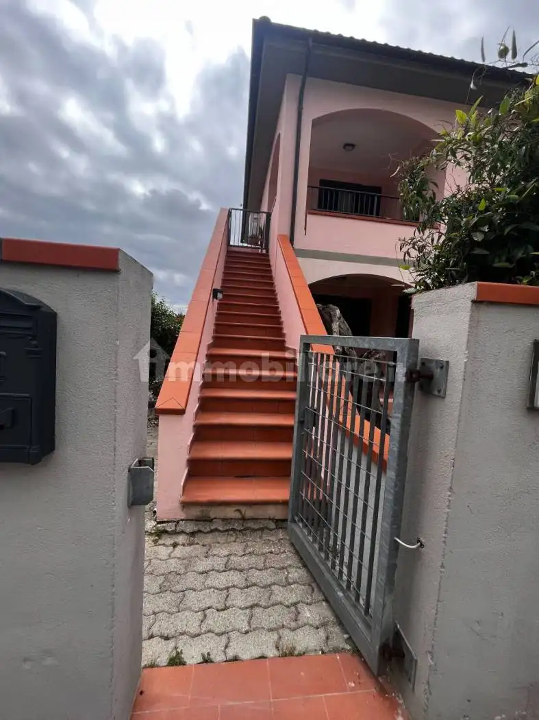 Appartamento in affitto a Campo nell'Elba