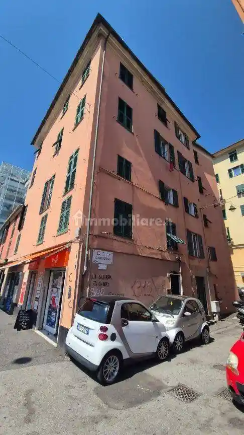 Appartamento in vendita a Genova