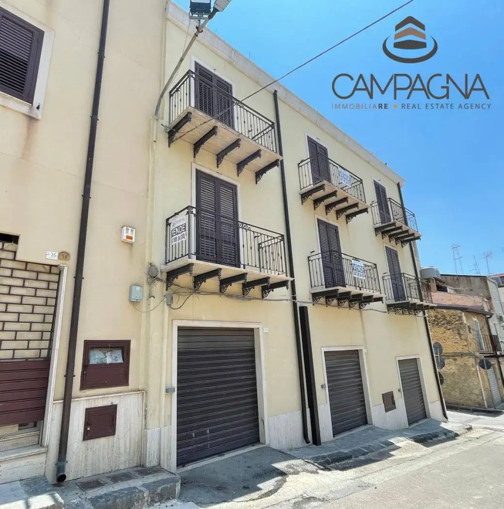 Palazzo - Edificio in Vendita - foto 2