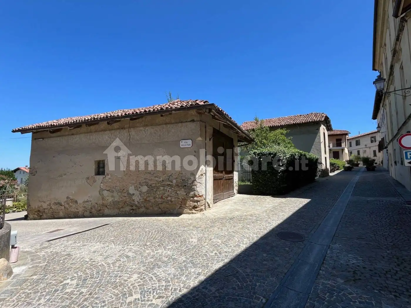 Rustico - Casale in vendita a Verduno