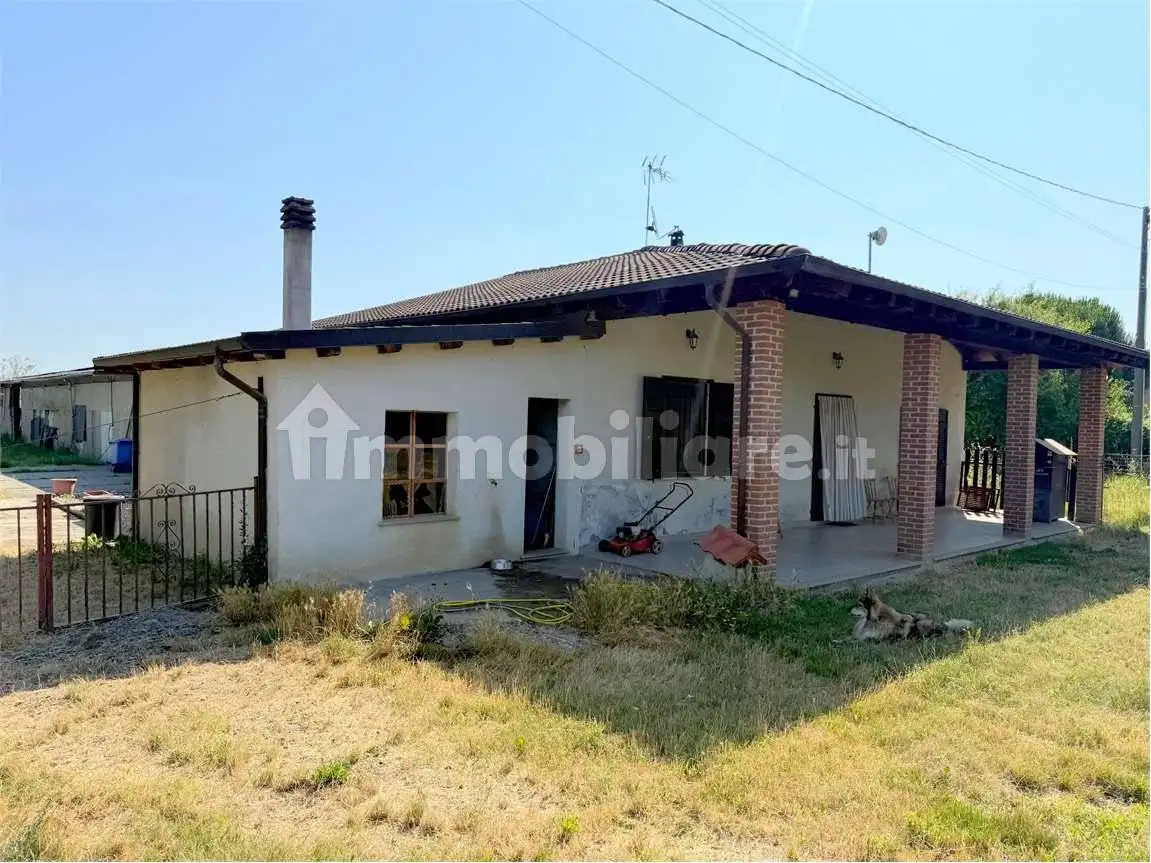 Terratetto unifamiliare 137 m², buono stato, Centro, Capriata d'Orba - foto 2