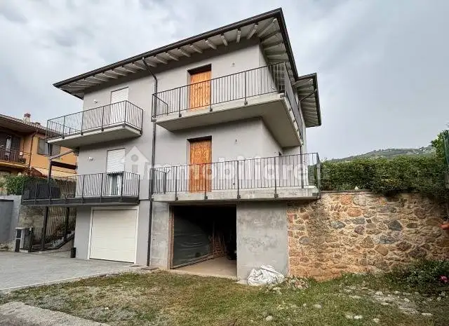 Villetta a schiera in vendita a Casnigo