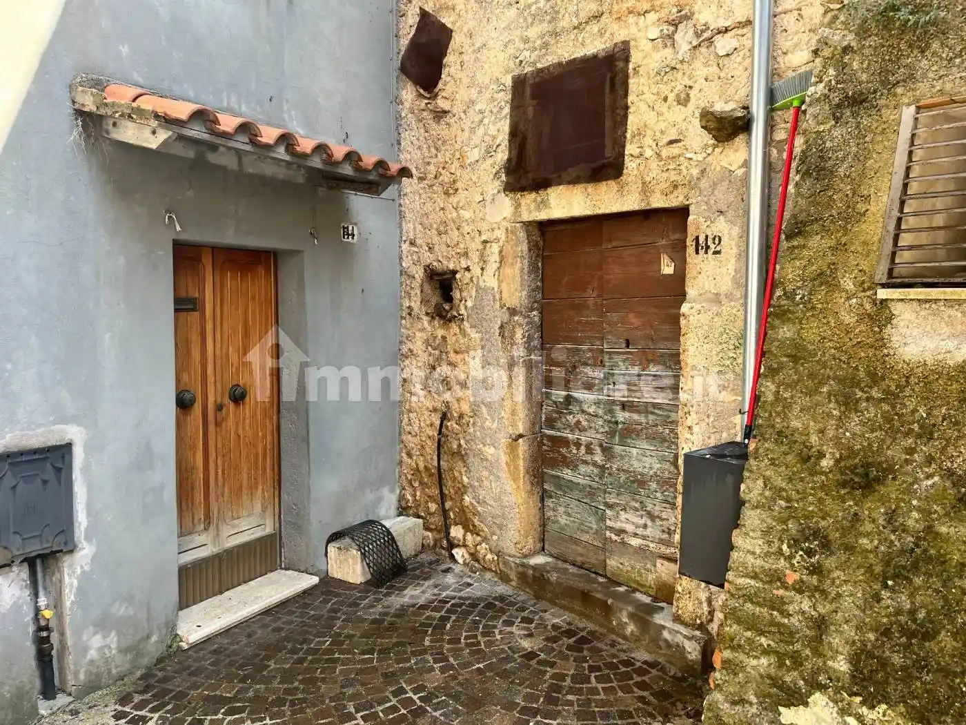 Trilocale via Camillo Benso di Cavour 150, Centro, Vico nel Lazio - foto 2