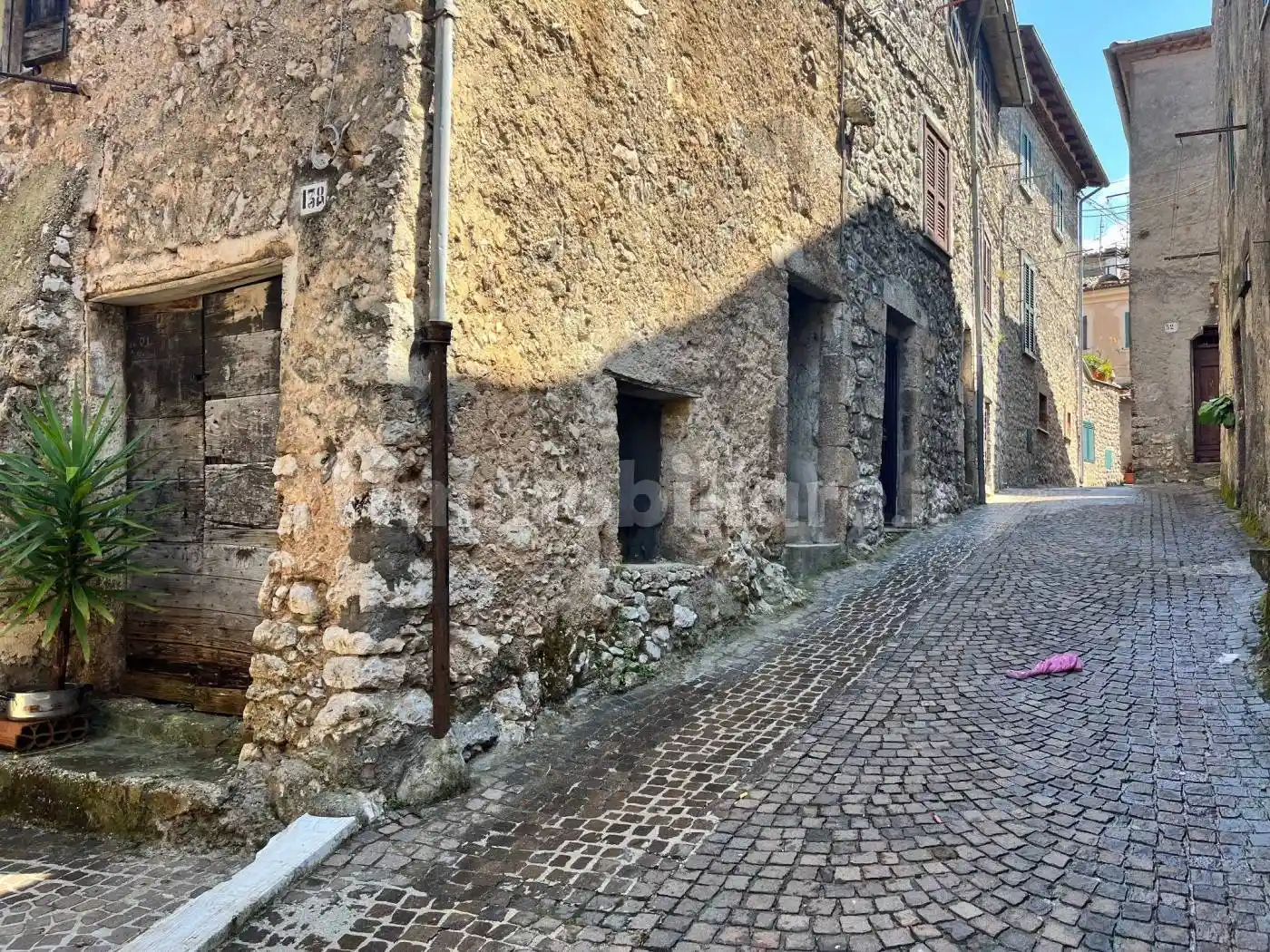 Trilocale via Camillo Benso di Cavour 150, Centro, Vico nel Lazio - foto 4