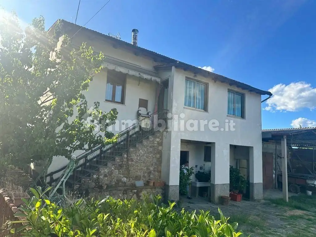 Villa in vendita a Arezzo