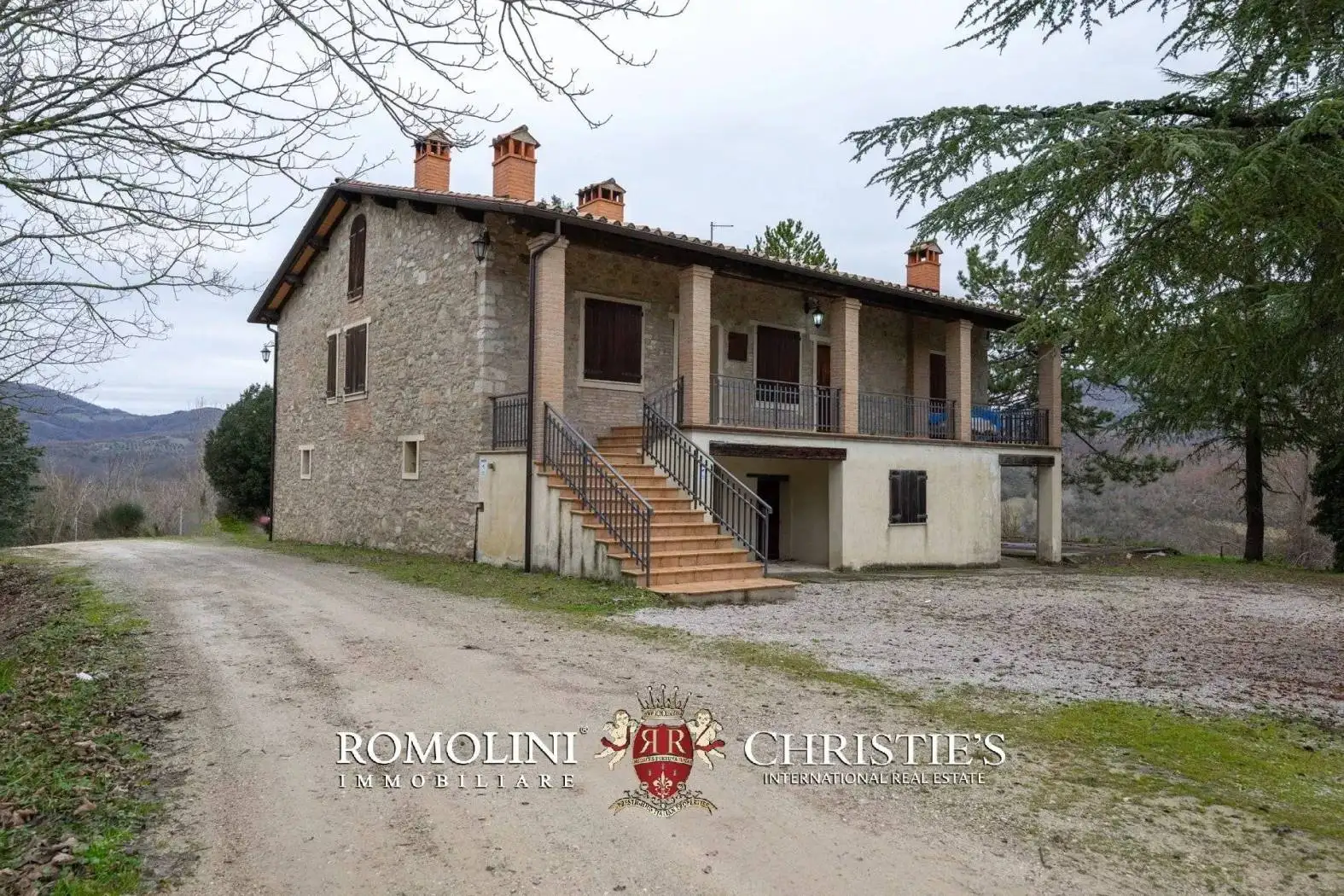 Rustico - Casale in vendita a Perugia