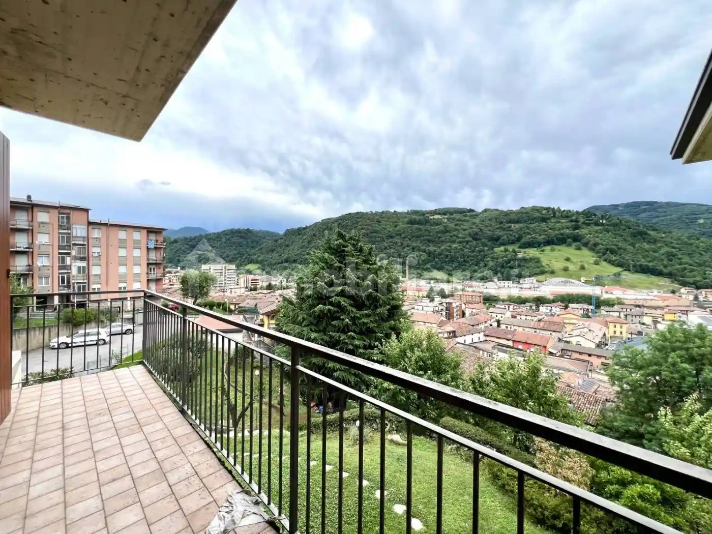 Appartamento in vendita a Gazzaniga